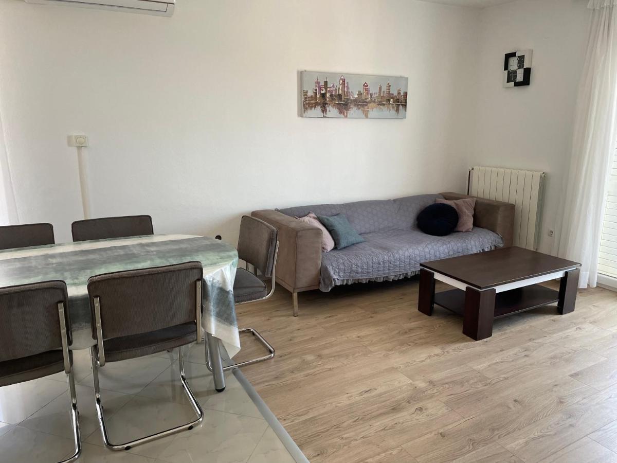 Apartments Angela Primošten Εξωτερικό φωτογραφία
