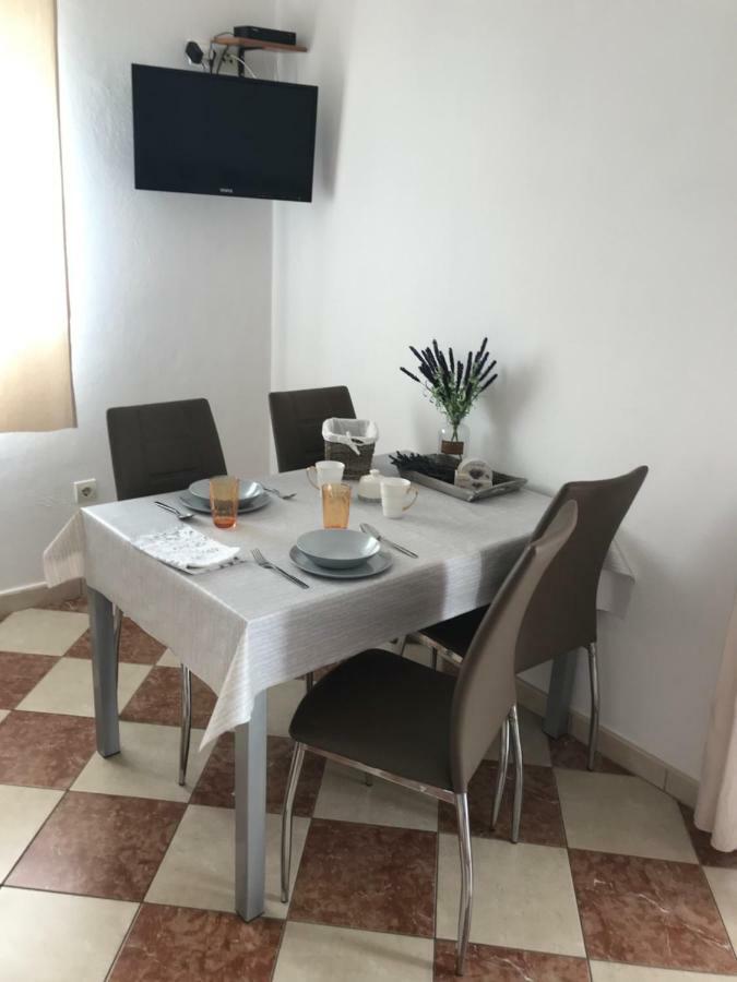 Apartments Angela Primošten Εξωτερικό φωτογραφία