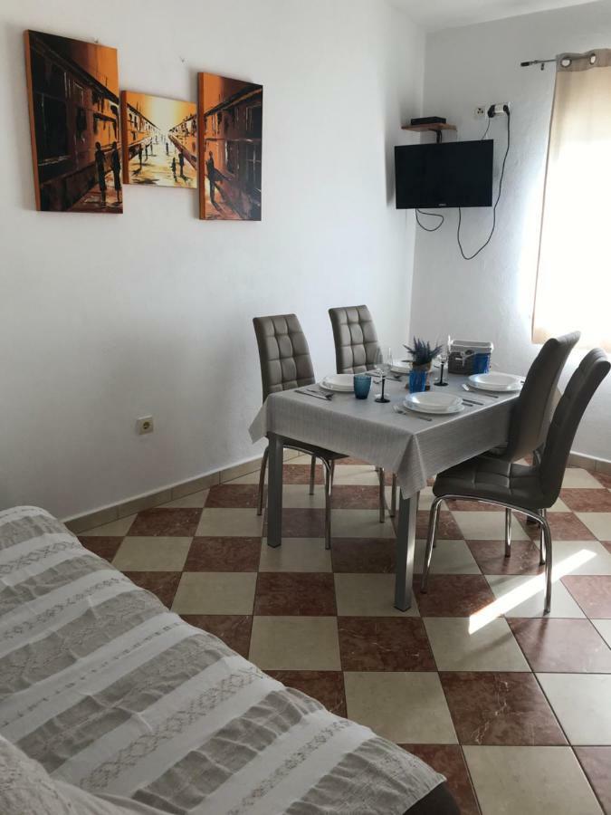 Apartments Angela Primošten Εξωτερικό φωτογραφία